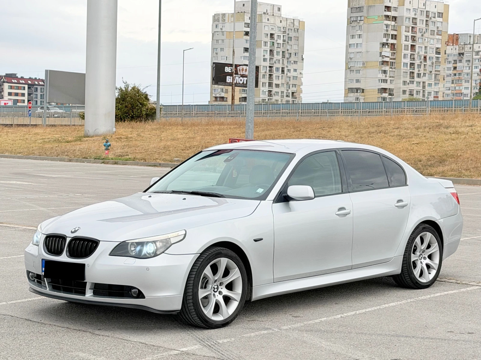 BMW 525 Бензин/Газ, снимка 2 - Автомобили и джипове - 56547166