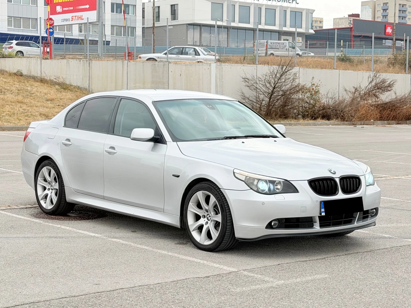 BMW 525 Бензин/Газ, снимка 8 - Автомобили и джипове - 56547166