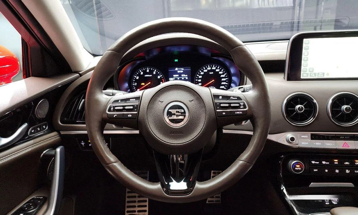 Kia Stinger 2.0 Turbo AWD * -   *  | Mobile.bg   11