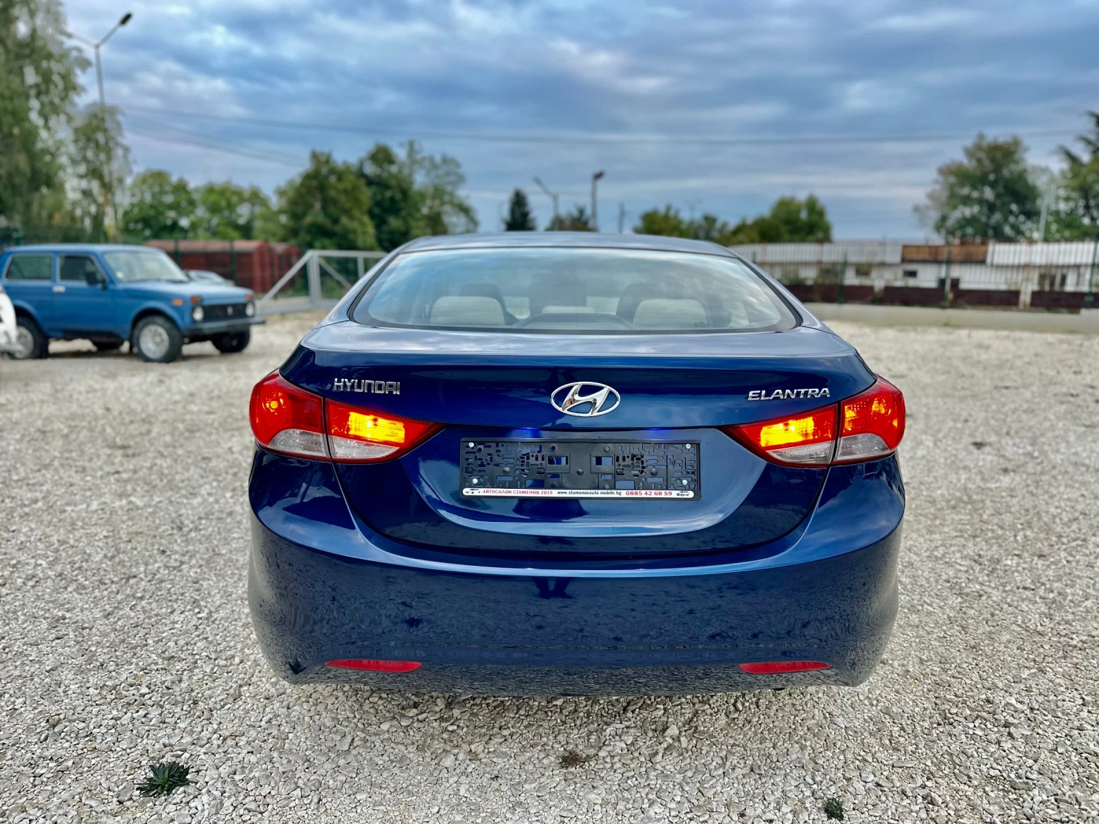 Hyundai I30 1.6/ELANTRA/LIMOSINE - изображение 8