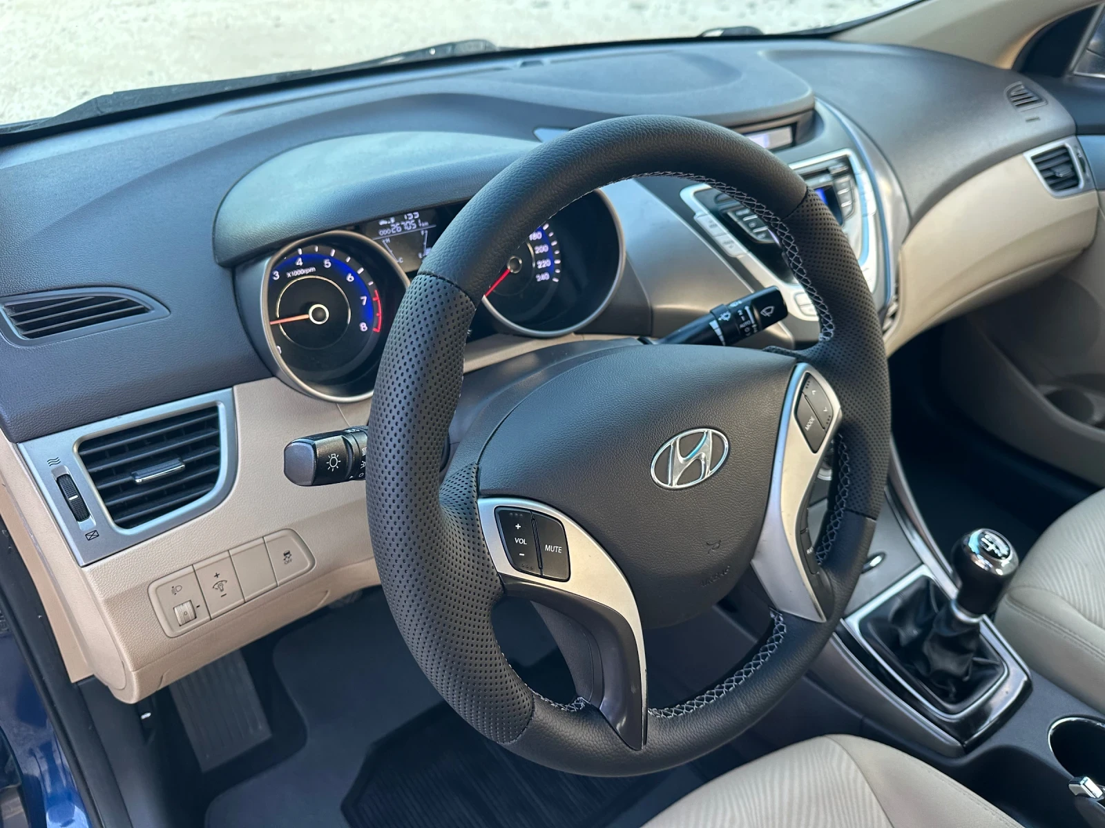 Hyundai I30 1.6/ELANTRA/LIMOSINE - изображение 10
