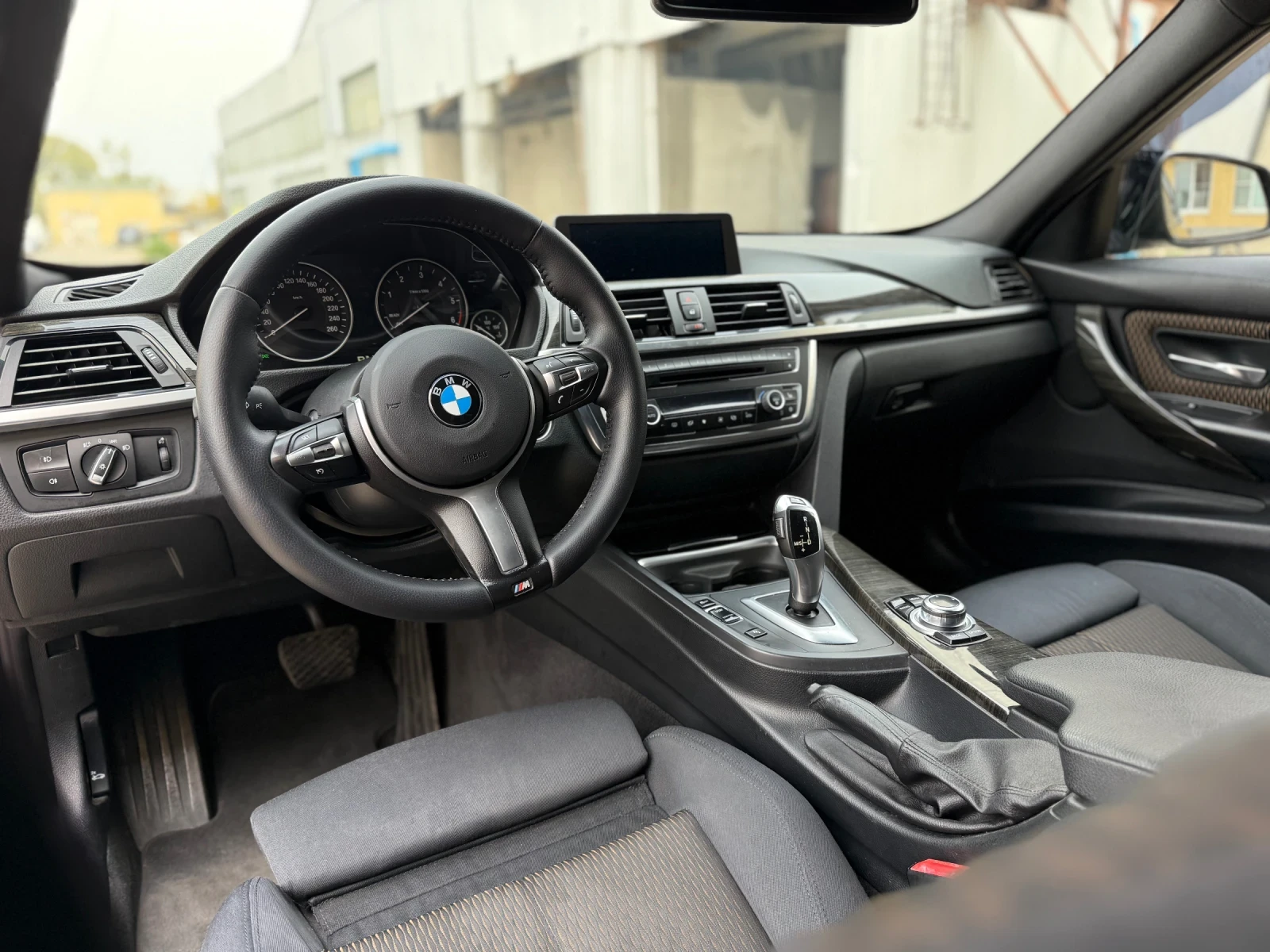 BMW 320 | Mobile.bg   8