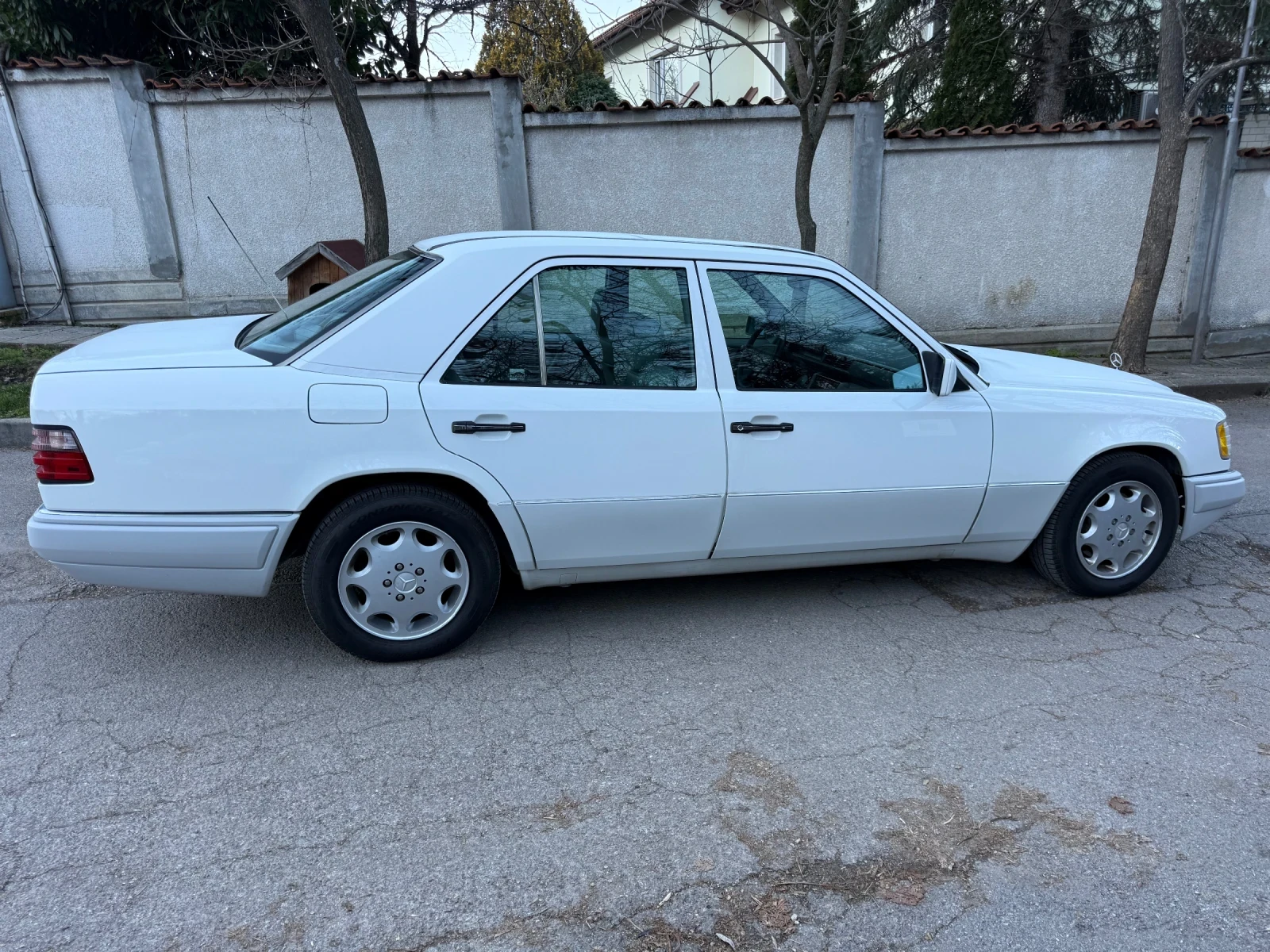 Mercedes-Benz 124 E 320 | Mobile.bg � ����������� 3