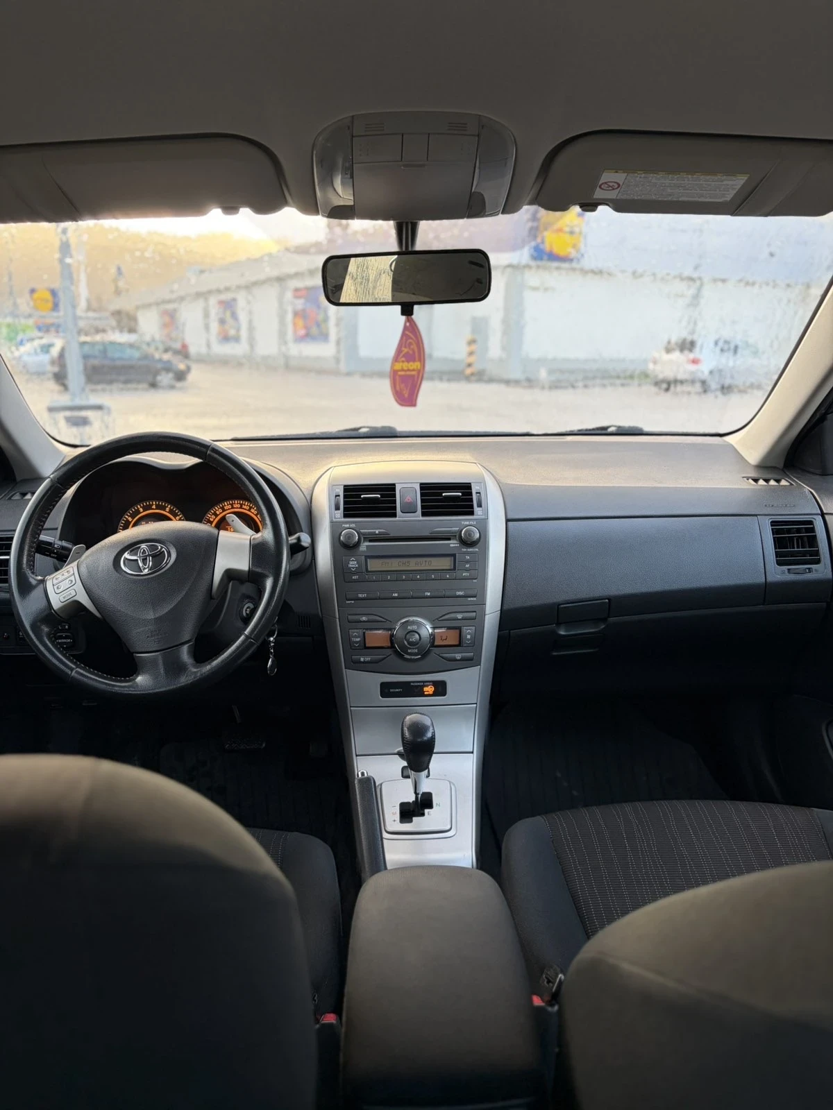 Toyota Corolla  - изображение 7