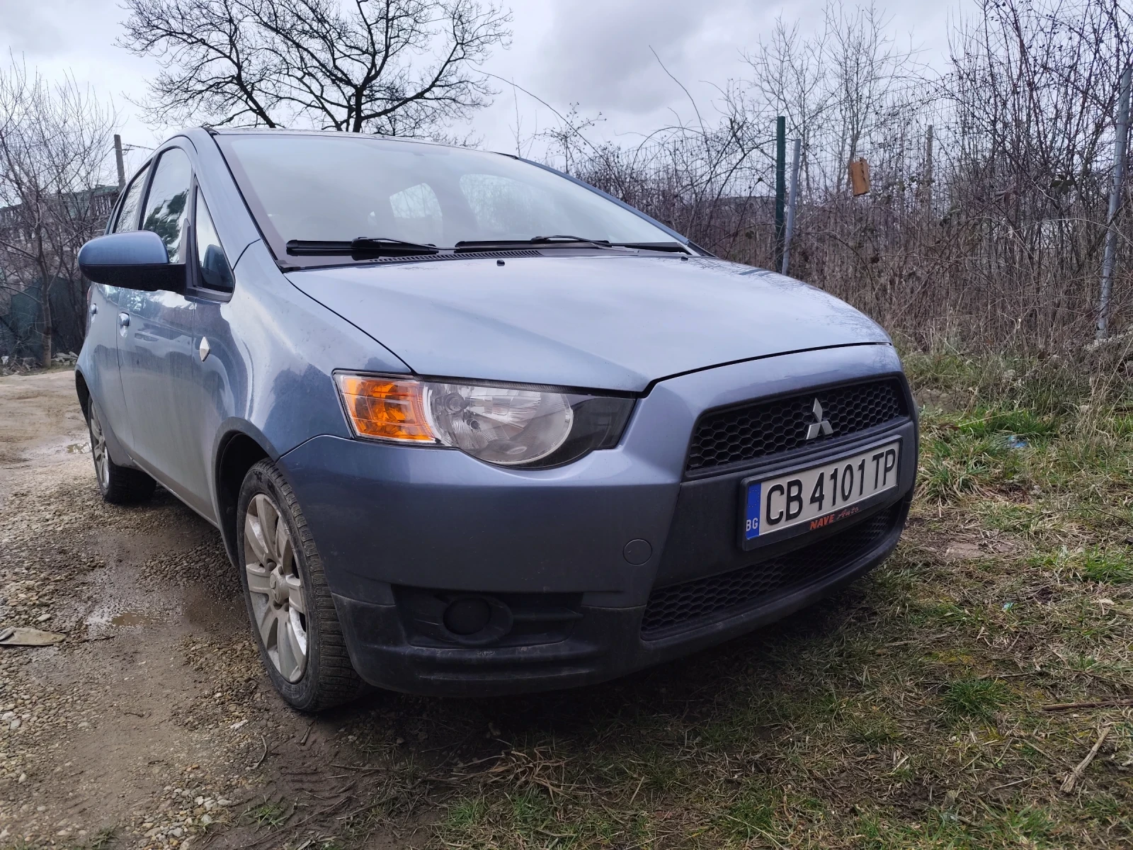 Mitsubishi Colt 1, 3 - изображение 2