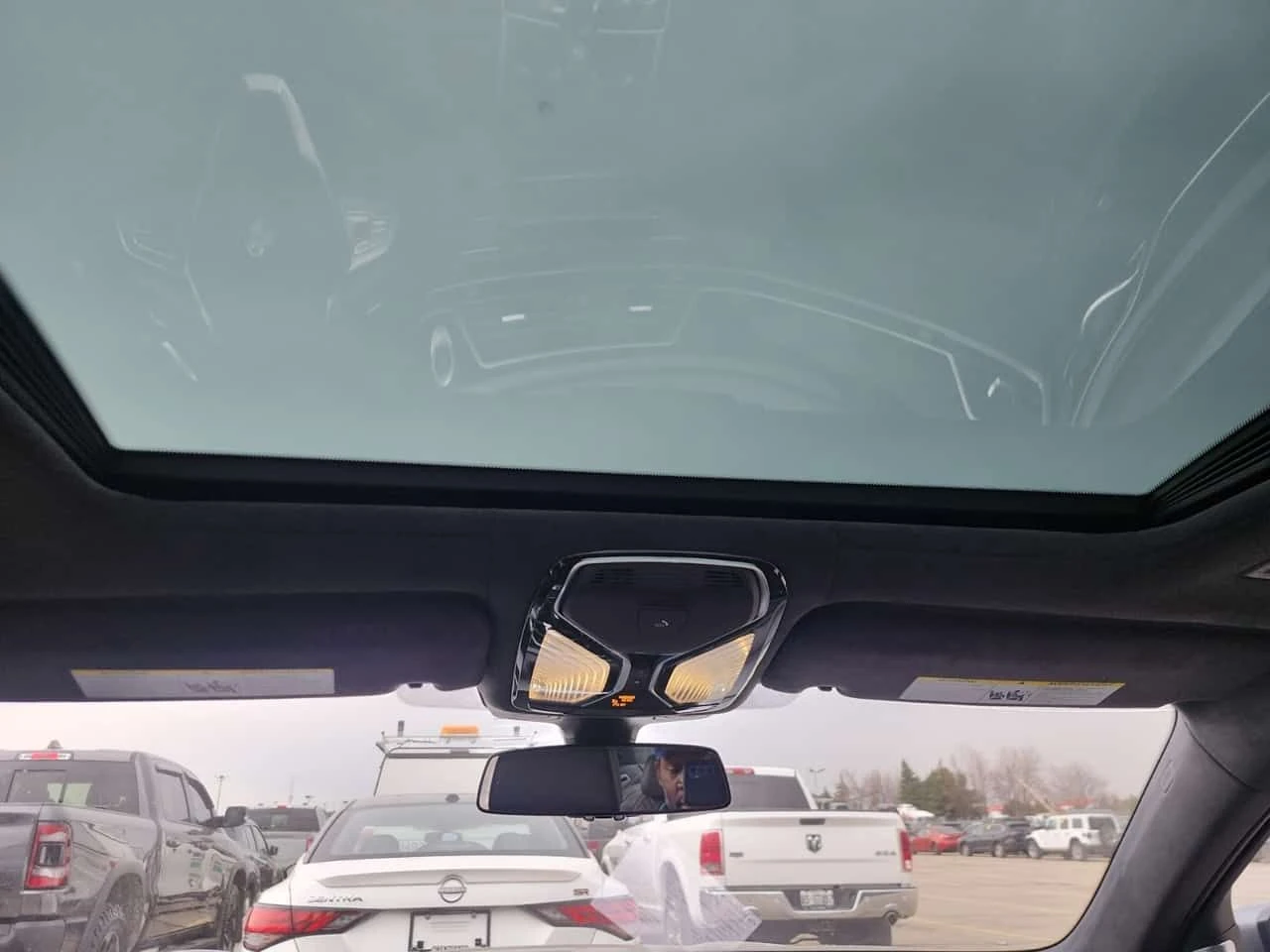 BMW 750 I XDRIVE| SWAROWSKI| HARMAN KARDON| MAСАЖИ| PANO, снимка 14 - Автомобили и джипове - 54171900