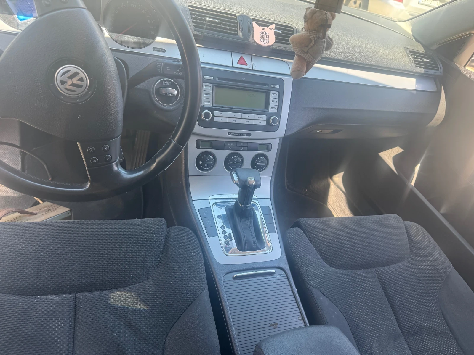 VW Passat B6, снимка 8 - Автомобили и джипове - 54243421