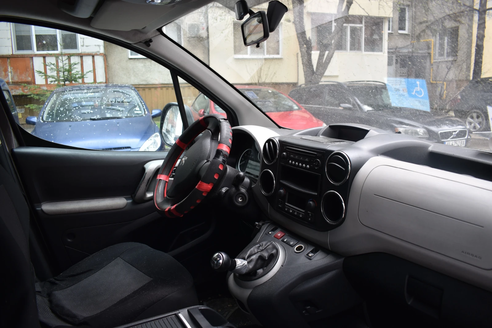 Peugeot Partner 1.6, снимка 4 - Автомобили и джипове - 54271421