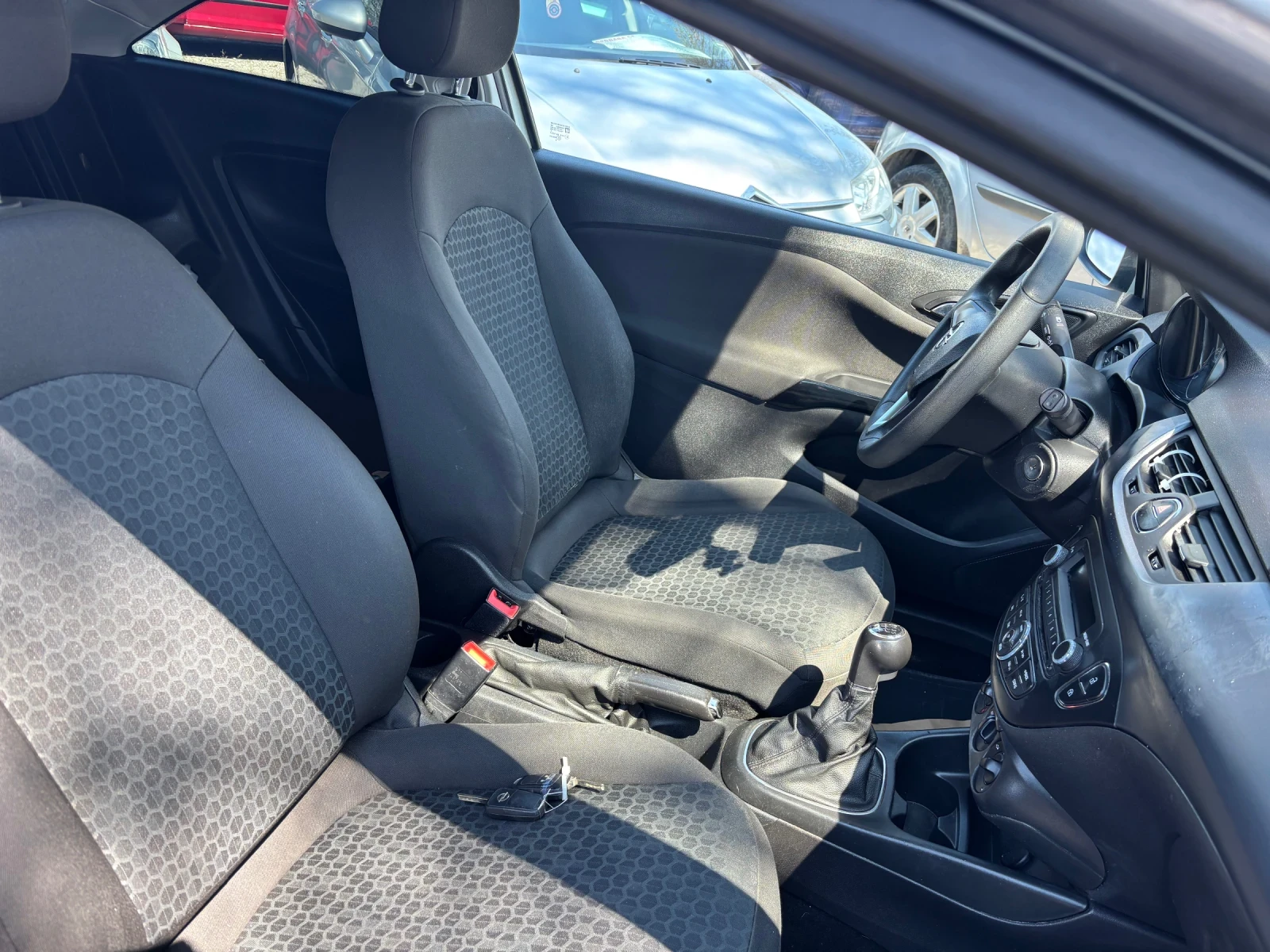 Opel Corsa ТОВАРЕН, снимка 9 - Автомобили и джипове - 54301078