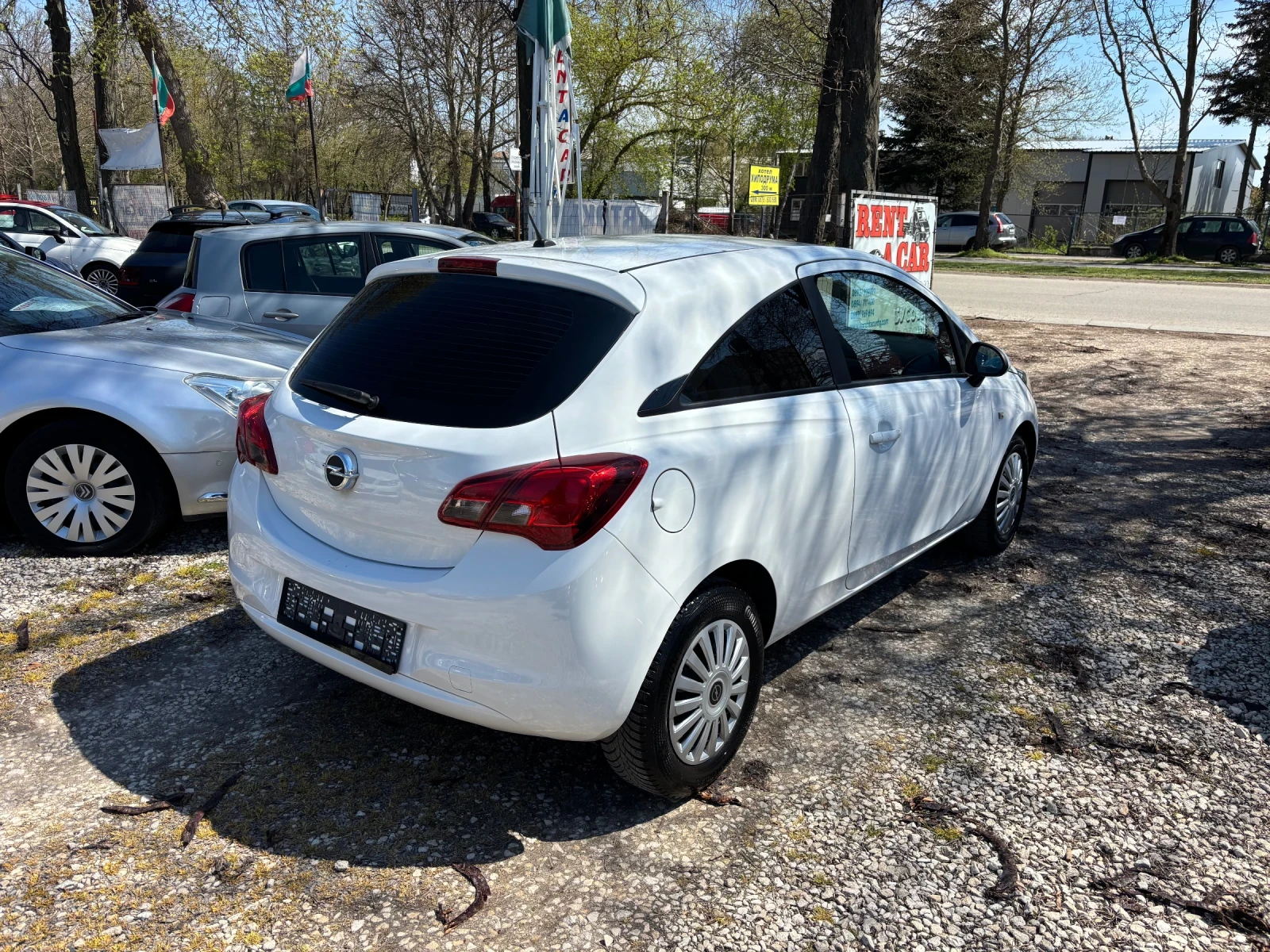 Opel Corsa ТОВАРЕН, снимка 4 - Автомобили и джипове - 54301078