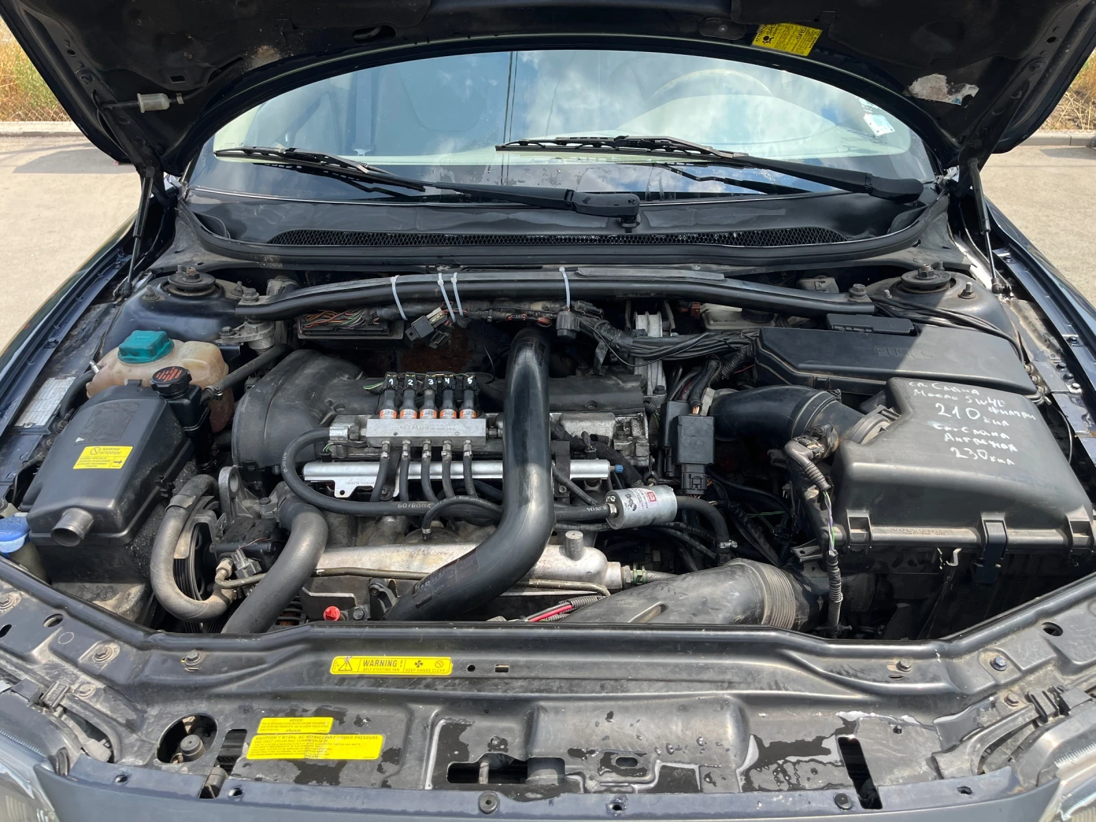 Volvo Xc70 2.4T, снимка 6 - Автомобили и джипове - 55157794