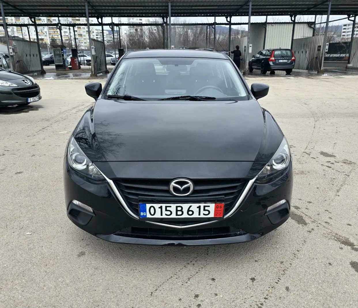 Mazda 3 ТОП СЪСТОЯНИЕ/1.5iSKYACTIV/НАВИГАЦИЯ, снимка 2 - Автомобили и джипове - 55260578