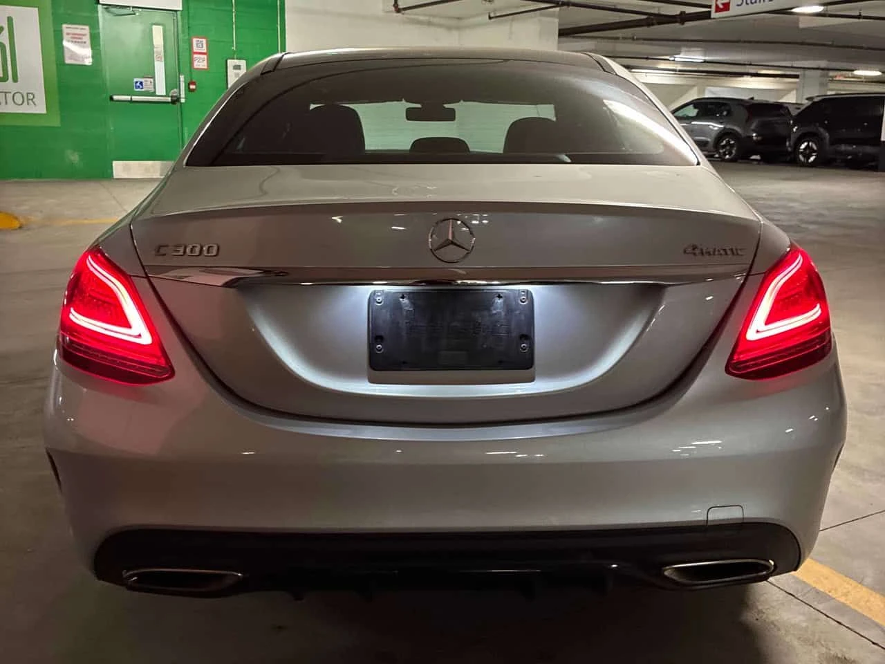 Mercedes-Benz C 300 * CARFAX * ОПЦИЯ ЗА ФИНАНСИРАНЕ , снимка 4 - Автомобили и джипове - 55303495