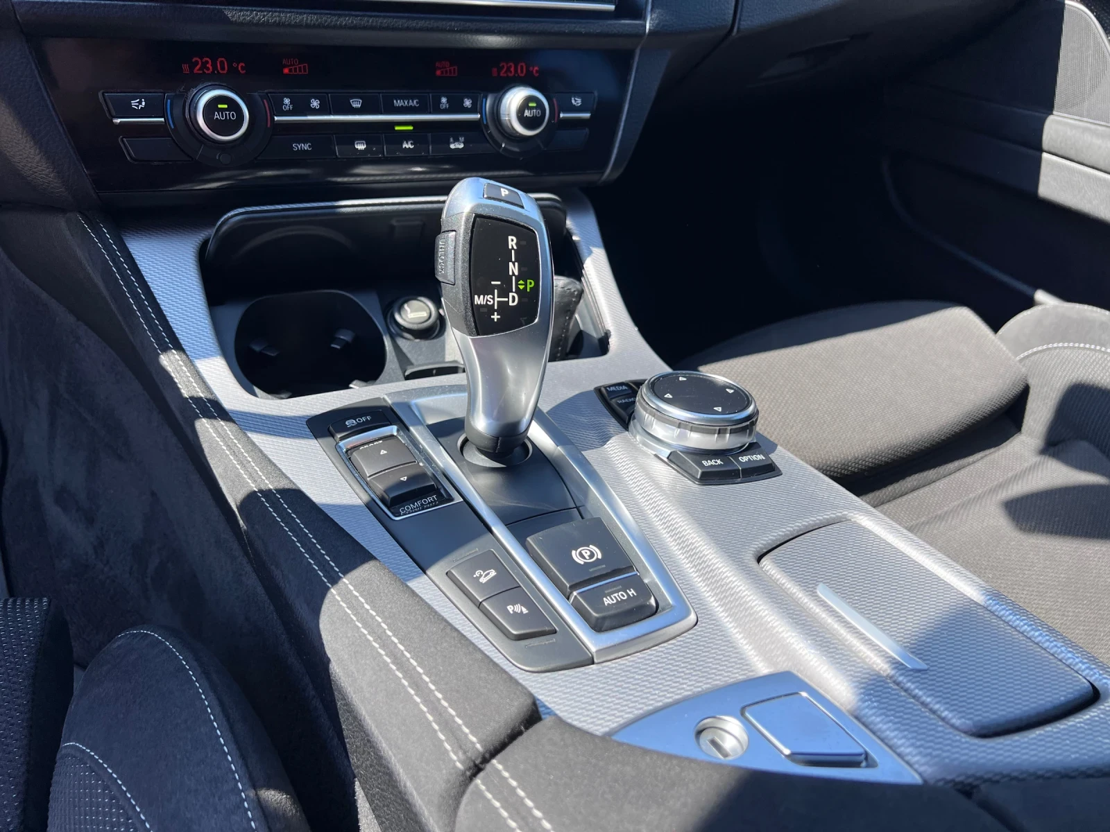 BMW 520 d* X-Drive* , снимка 10 - Автомобили и джипове - 56089669