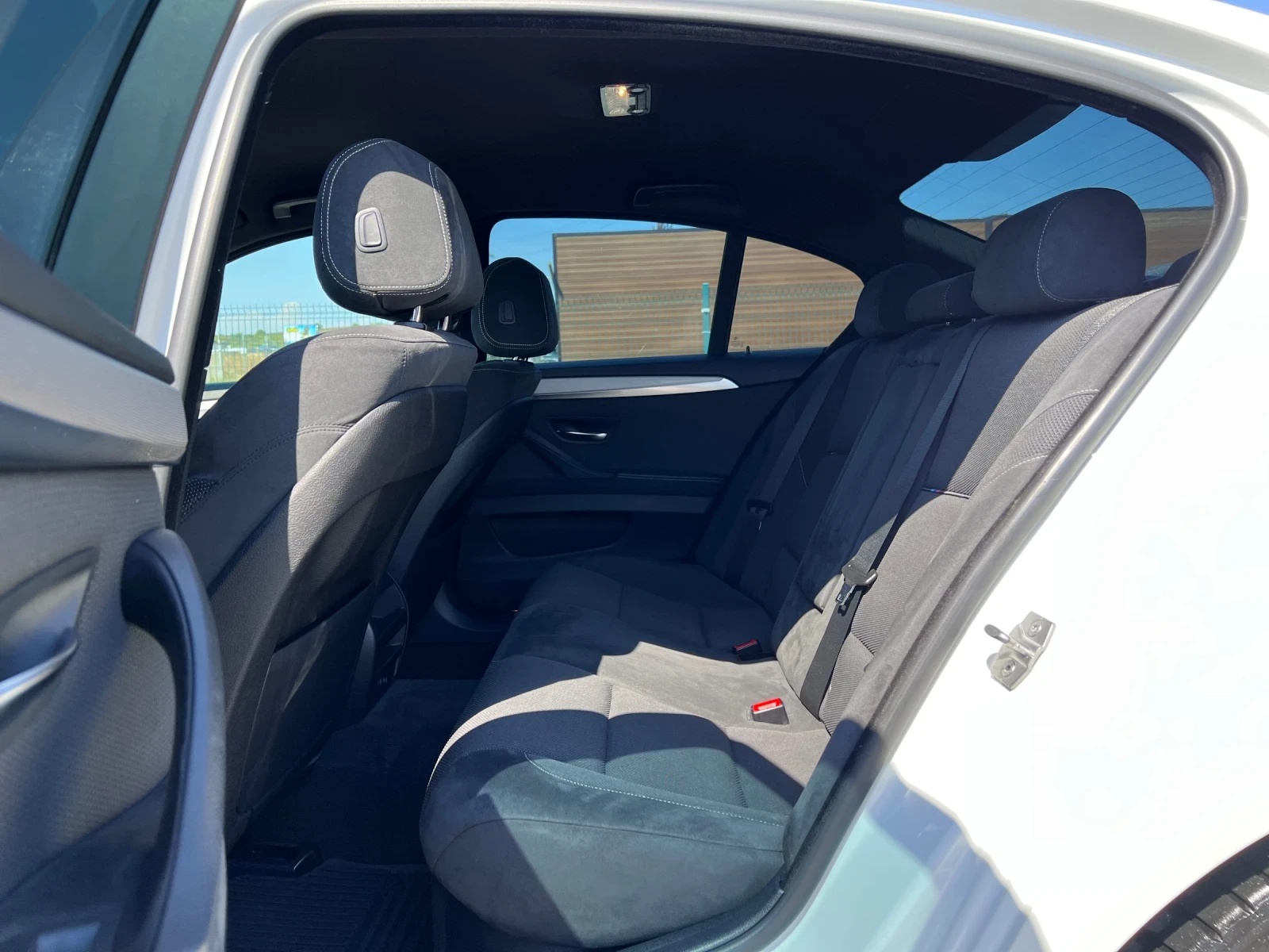 BMW 520 d* X-Drive* , снимка 12 - Автомобили и джипове - 56089669