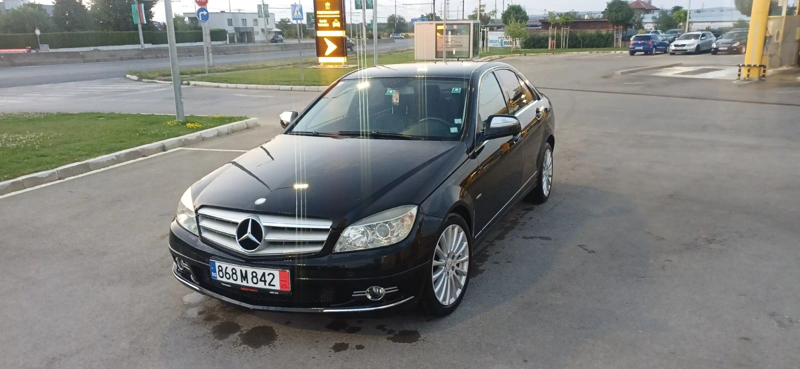 Mercedes-Benz C 220 Лек, снимка 7 - Автомобили и джипове - 56231087