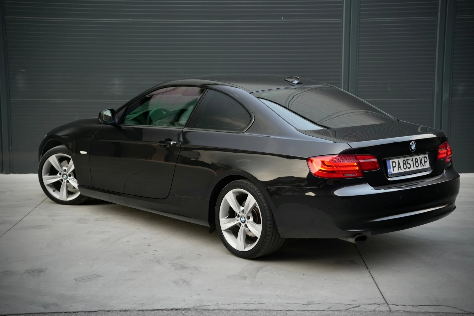 BMW 320 D, снимка 6 - Автомобили и джипове - 56364658