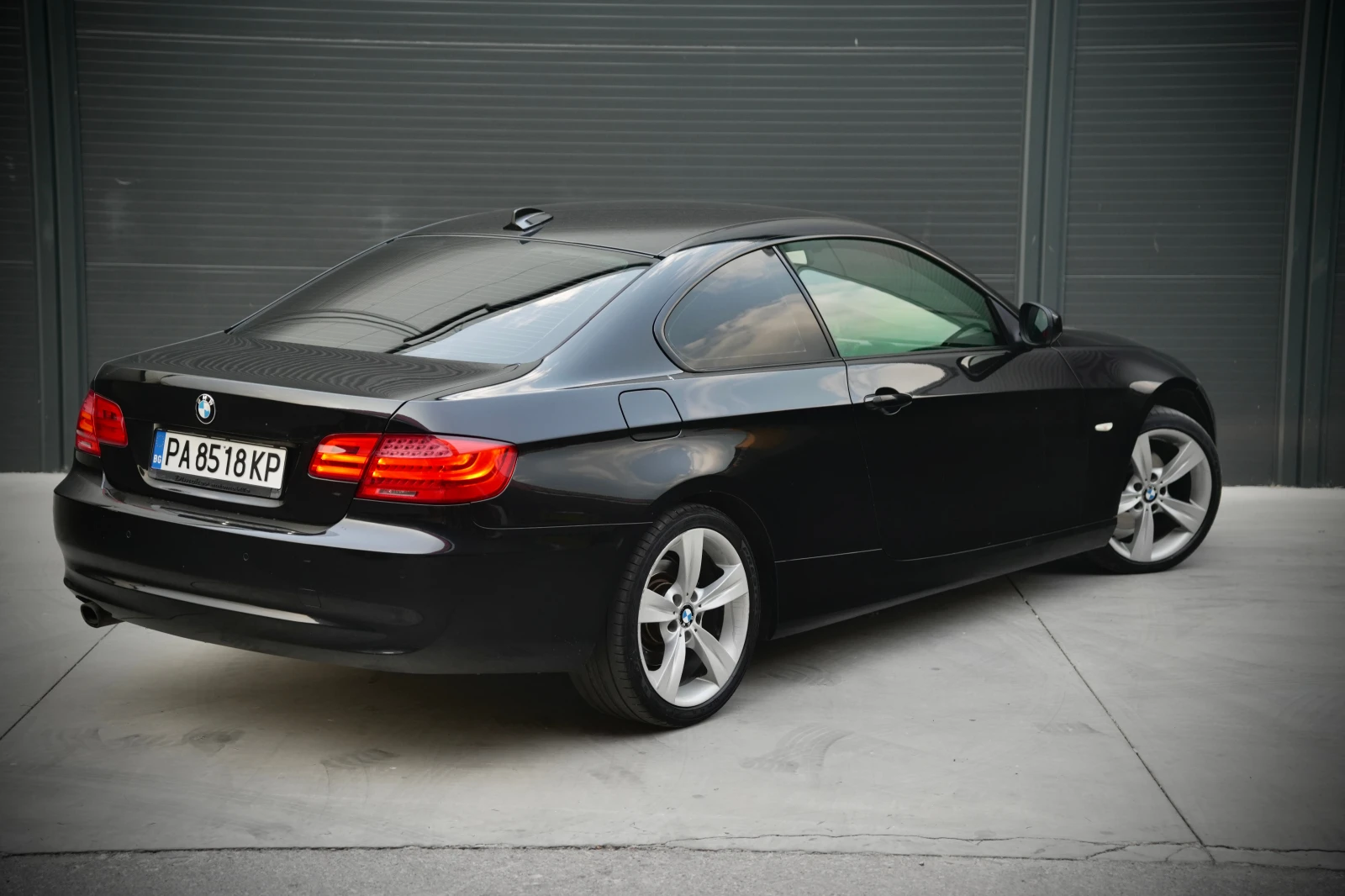 BMW 320 D, снимка 5 - Автомобили и джипове - 56364658