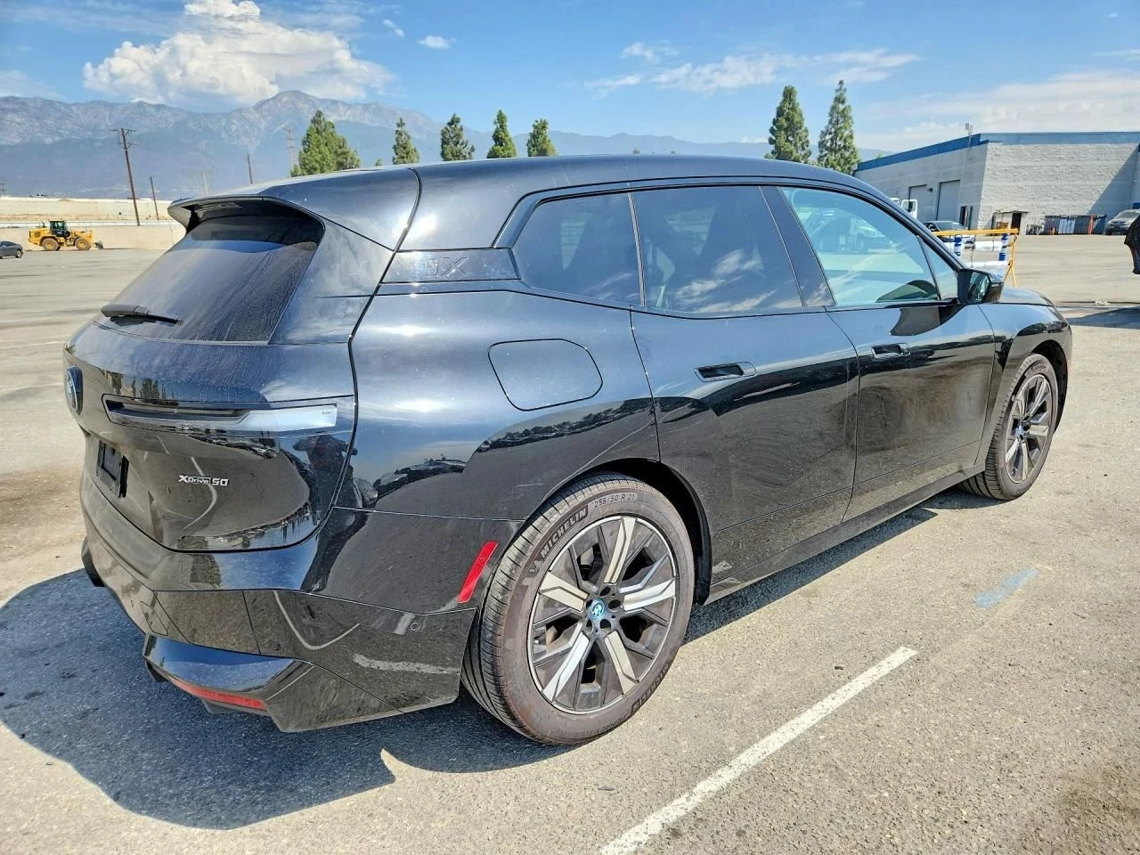 BMW iX 50 XDRIVE LONG RANGE, снимка 4 - Автомобили и джипове - 56540386