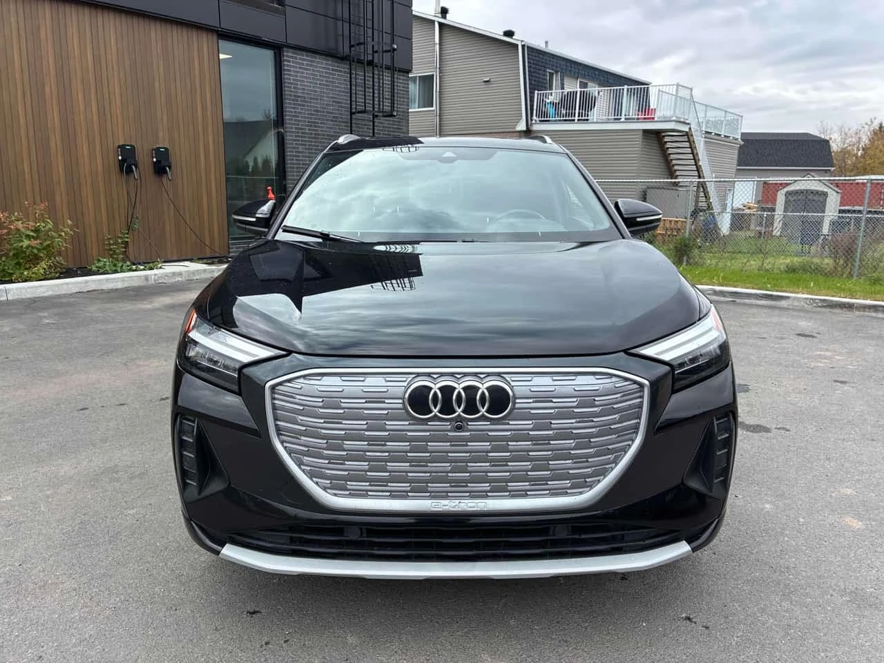 Audi Q4 E - TRON * 55 quattro * АВТОКРЕДИТ* , снимка 6 - Автомобили и джипове - 56650600