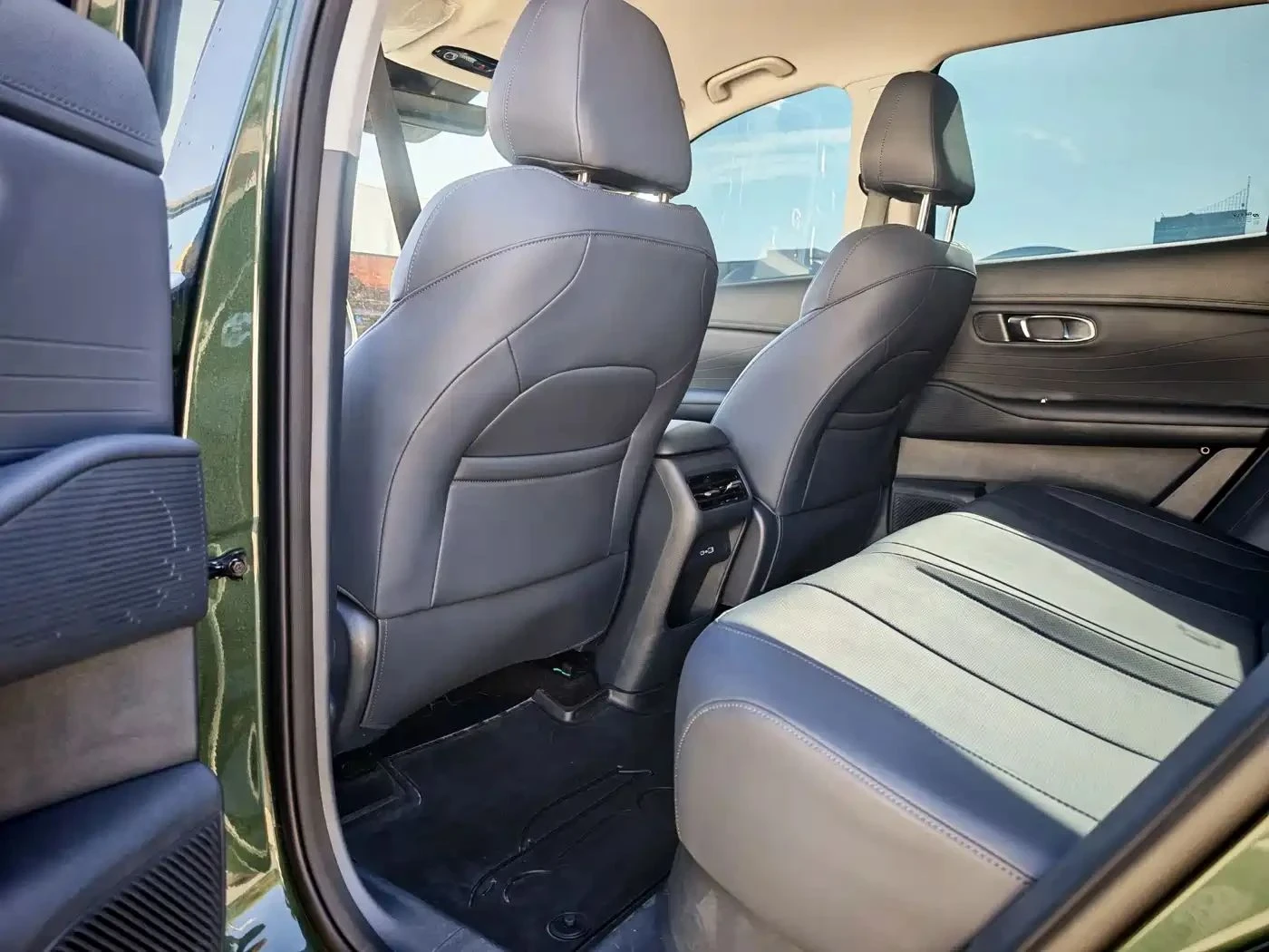 Geely Starray EM-i Plug in Hybrid | Mobile.bg � ����������� 9
