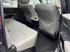 Toyota Tundra  Limited /CARFAX/Панорама/Подгрев/Обдух/Клип, снимка 12