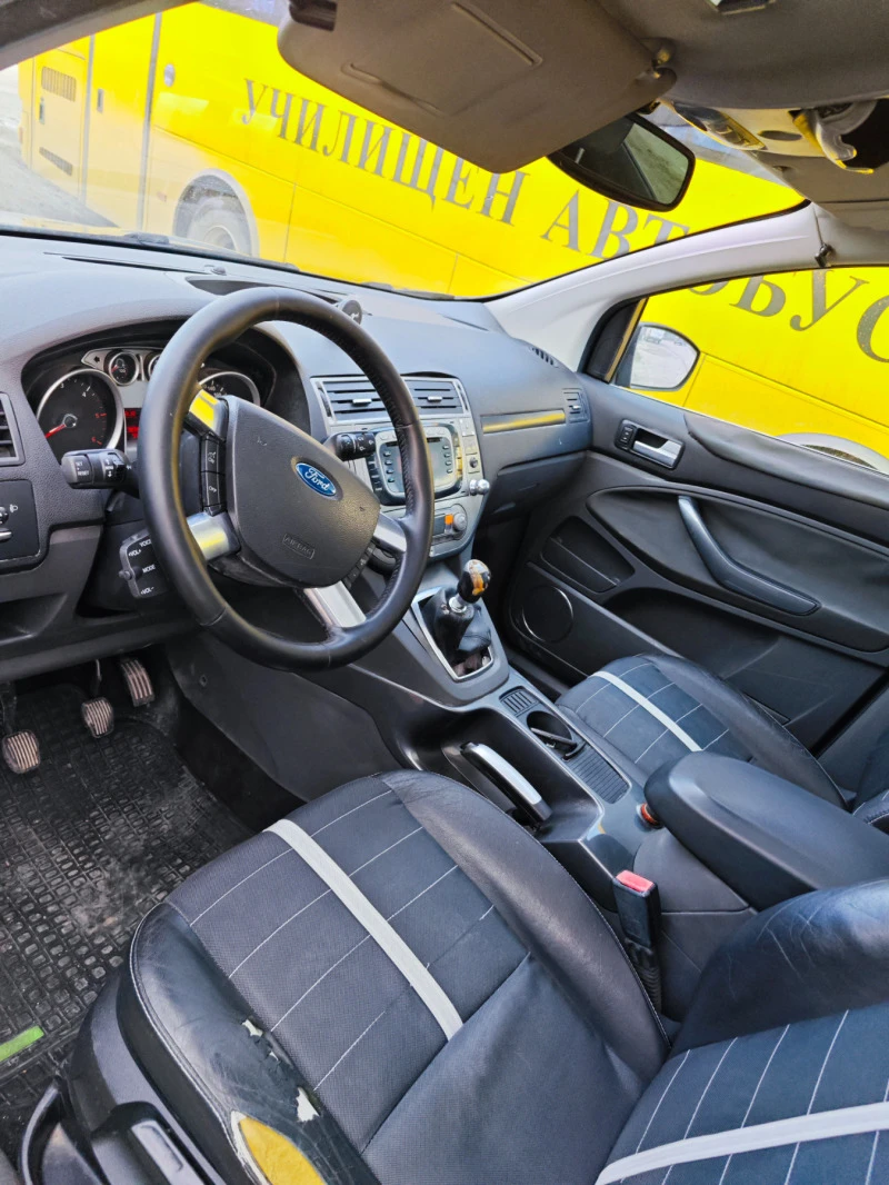 Ford Kuga 2.0 TDci, снимка 8 - Автомобили и джипове - 44384605