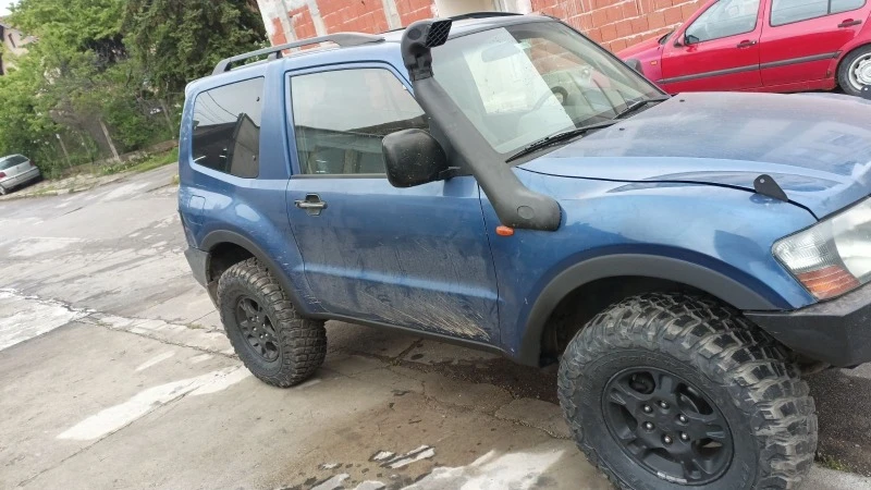 Mitsubishi Pajero 3.2 165кс, снимка 7 - Автомобили и джипове - 46140843