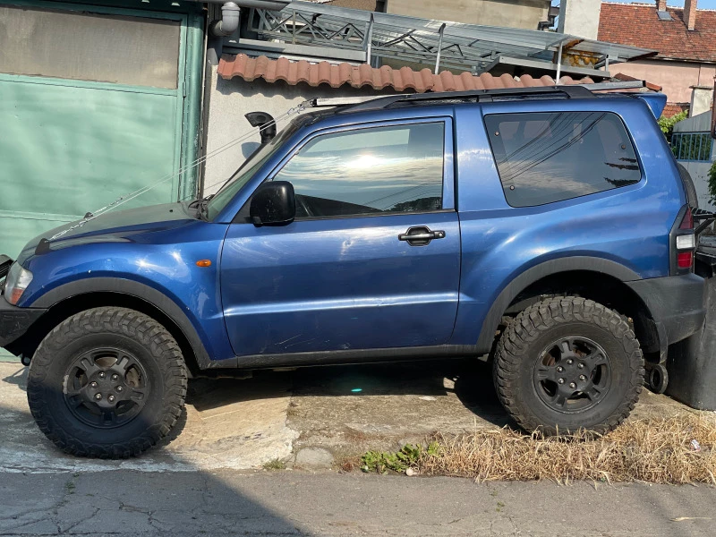 Mitsubishi Pajero 3.2 165кс, снимка 4 - Автомобили и джипове - 46140843