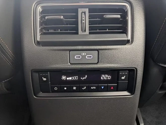 Mazda CX-80 2.5 PHEV AWD Takumi = NEW = �������� | Mobile.bg � ����������� 12