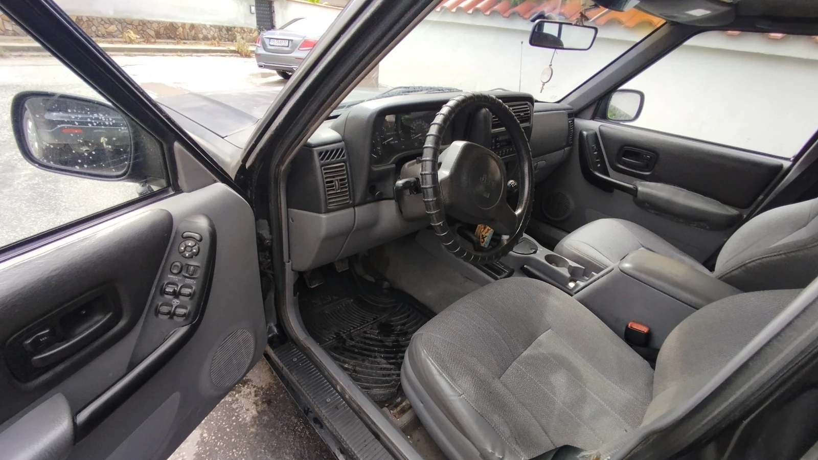 Jeep Cherokee  - изображение 7