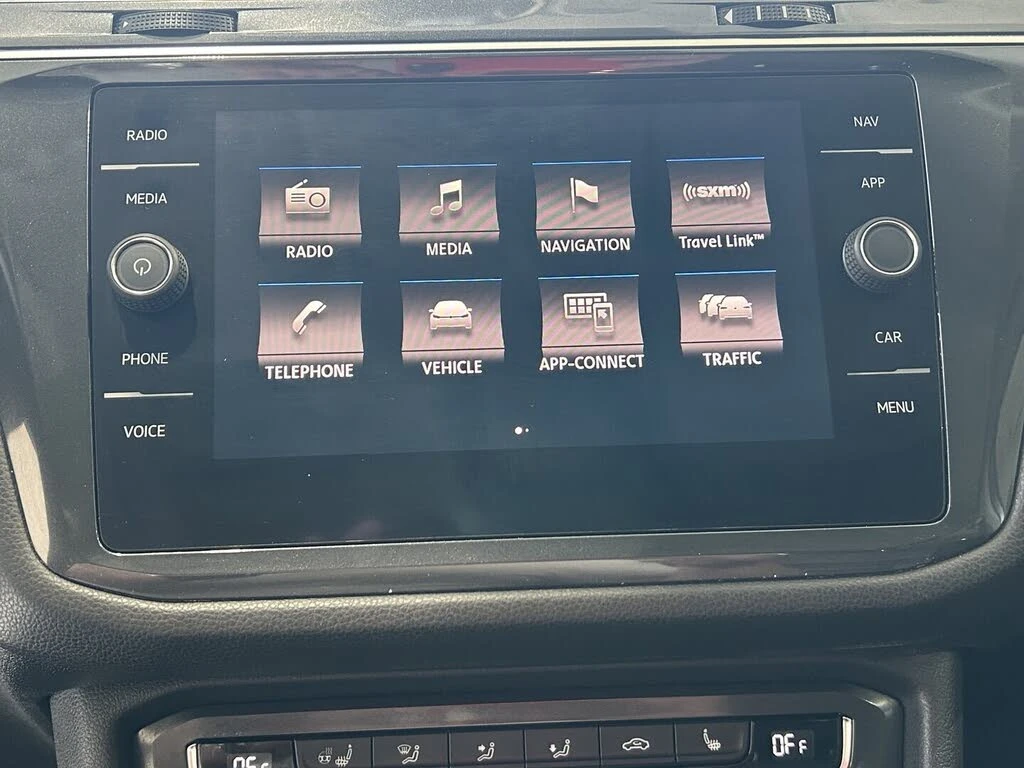 VW Tiguan 4motion* Highline* Пано* 360* Кожа* Digital - изображение 10
