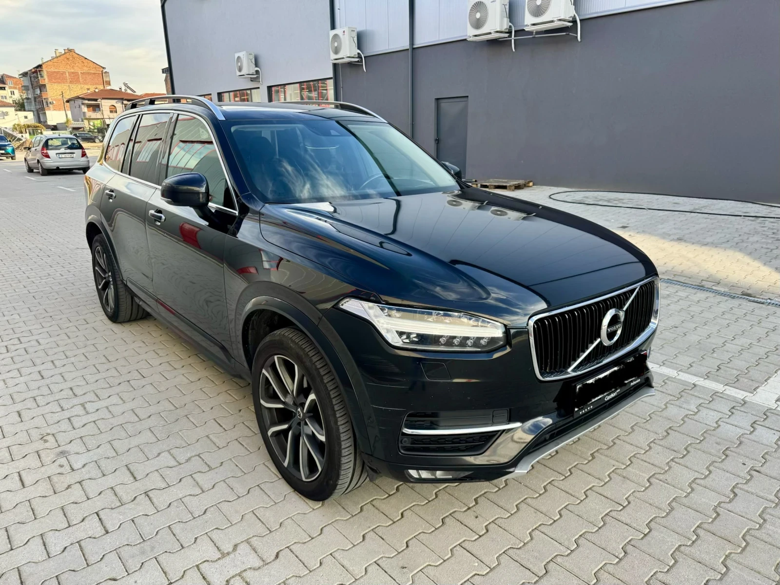 Volvo Xc90 2.0 D5 AWD 7 Места Дистроник - изображение 2