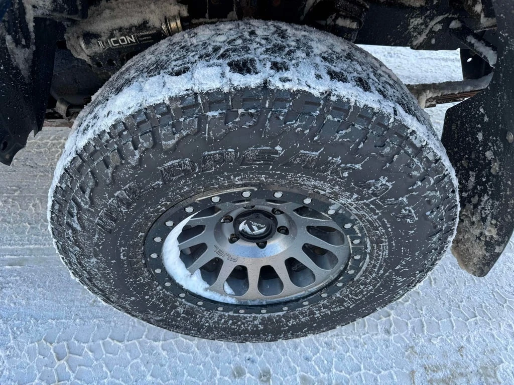 Toyota Tacoma * TRD Sport 4WD Double Cab V6 Auto * CARFAX *   | Mobile.bg   7