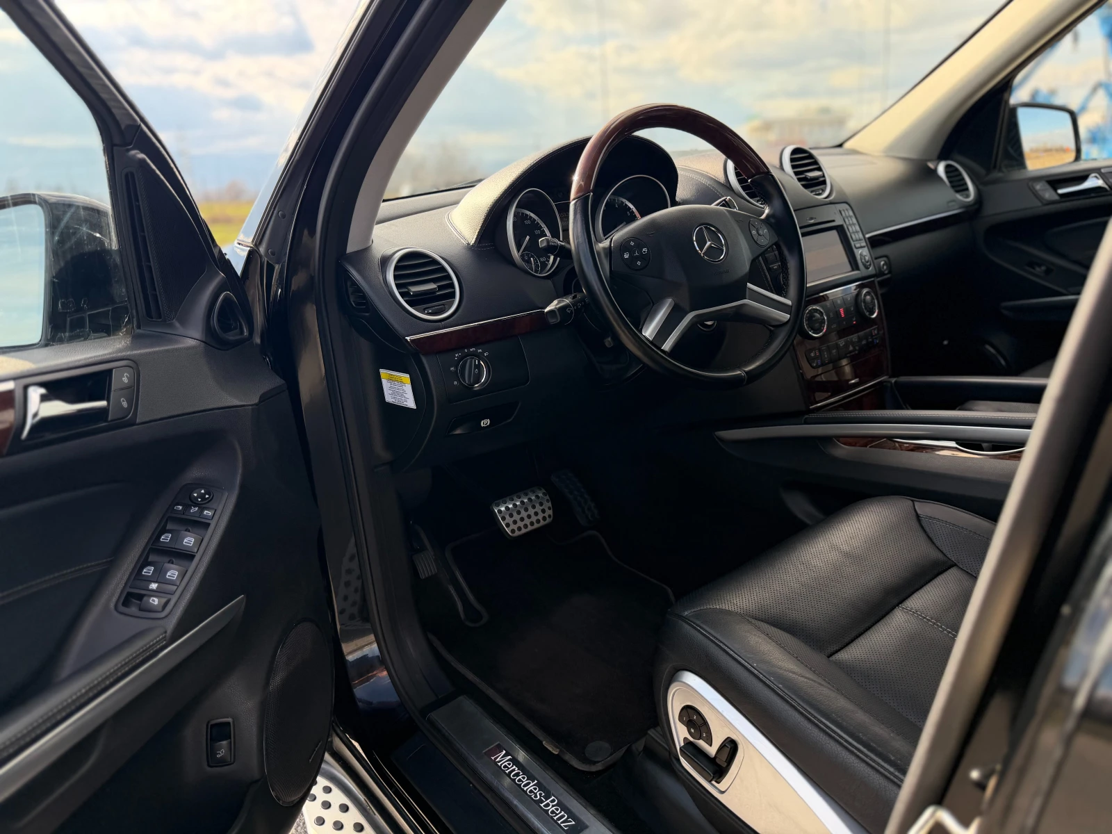 Mercedes-Benz GL GL X164 550 GRAND EDITION  - изображение 10