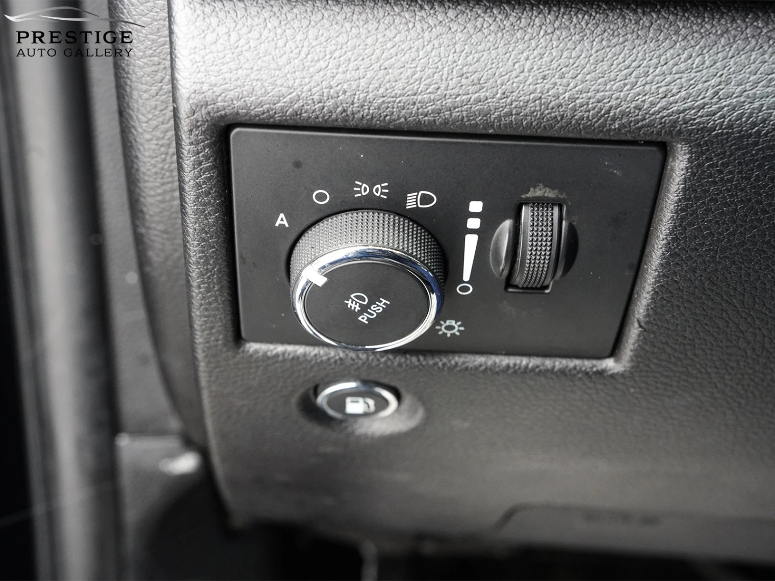 Jeep Grand cherokee 2019| LIMITED| ПРУЖИНА| PANO| 5.7 V8 HEMI, снимка 11 - Автомобили и джипове - 53746594