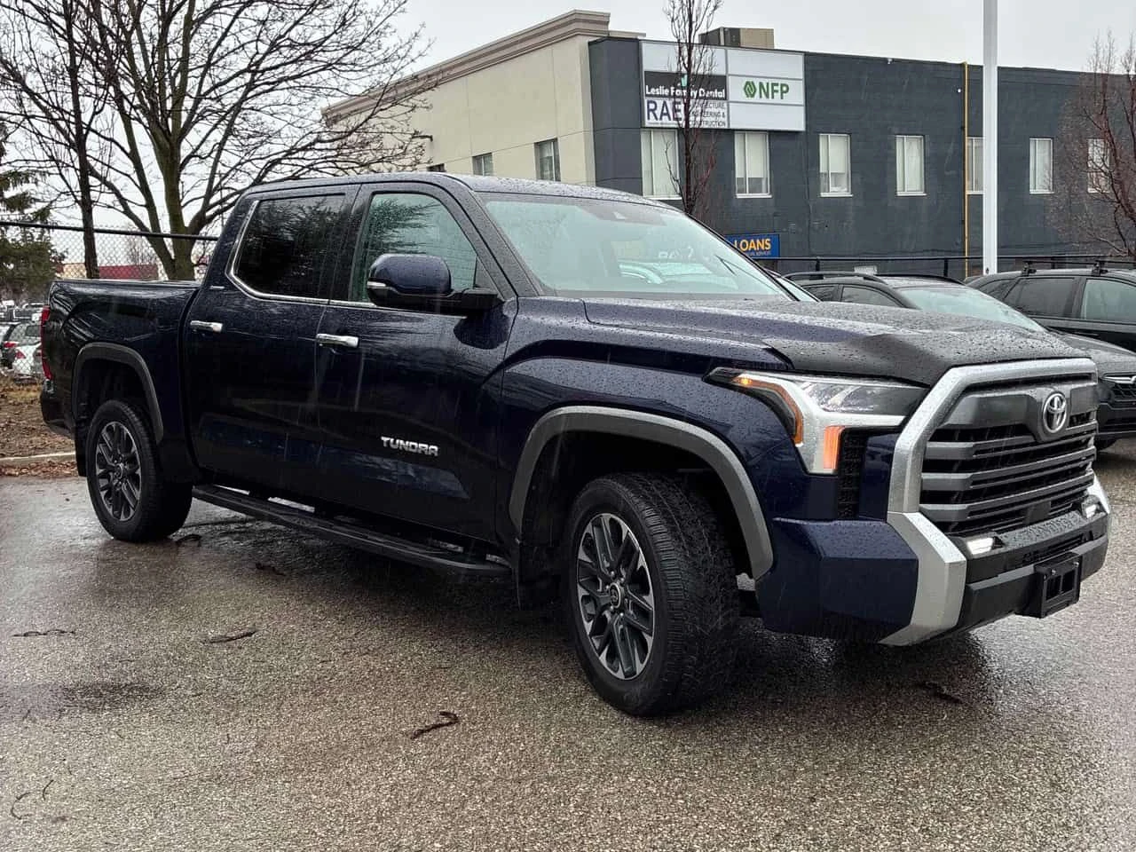 Toyota Tundra  Limited /CARFAX/Панорама/Подгрев/Обдух/Клип, снимка 3 - Автомобили и джипове - 53804627