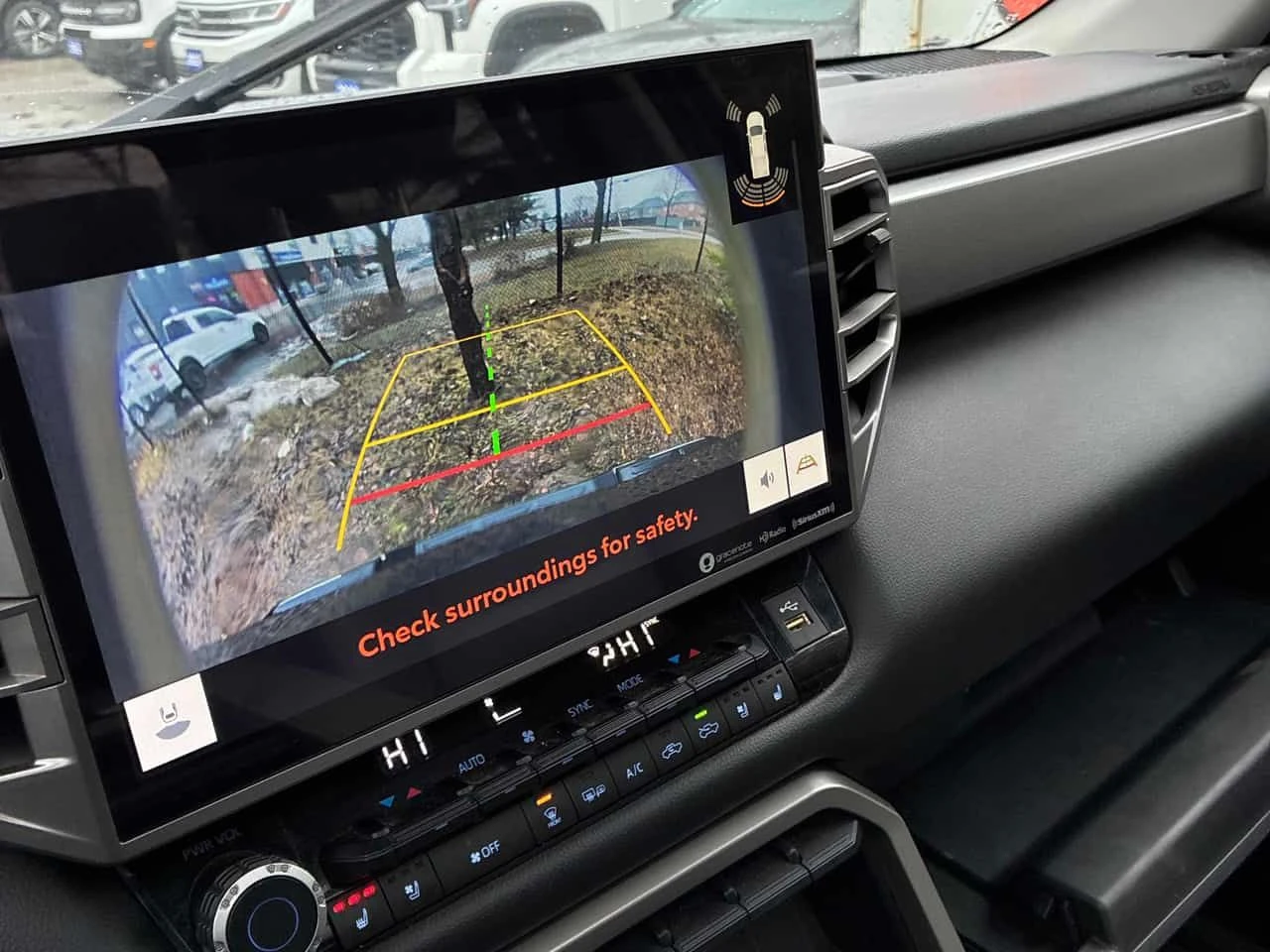 Toyota Tundra  Limited /CARFAX/Панорама/Подгрев/Обдух/Клип, снимка 7 - Автомобили и джипове - 53804627