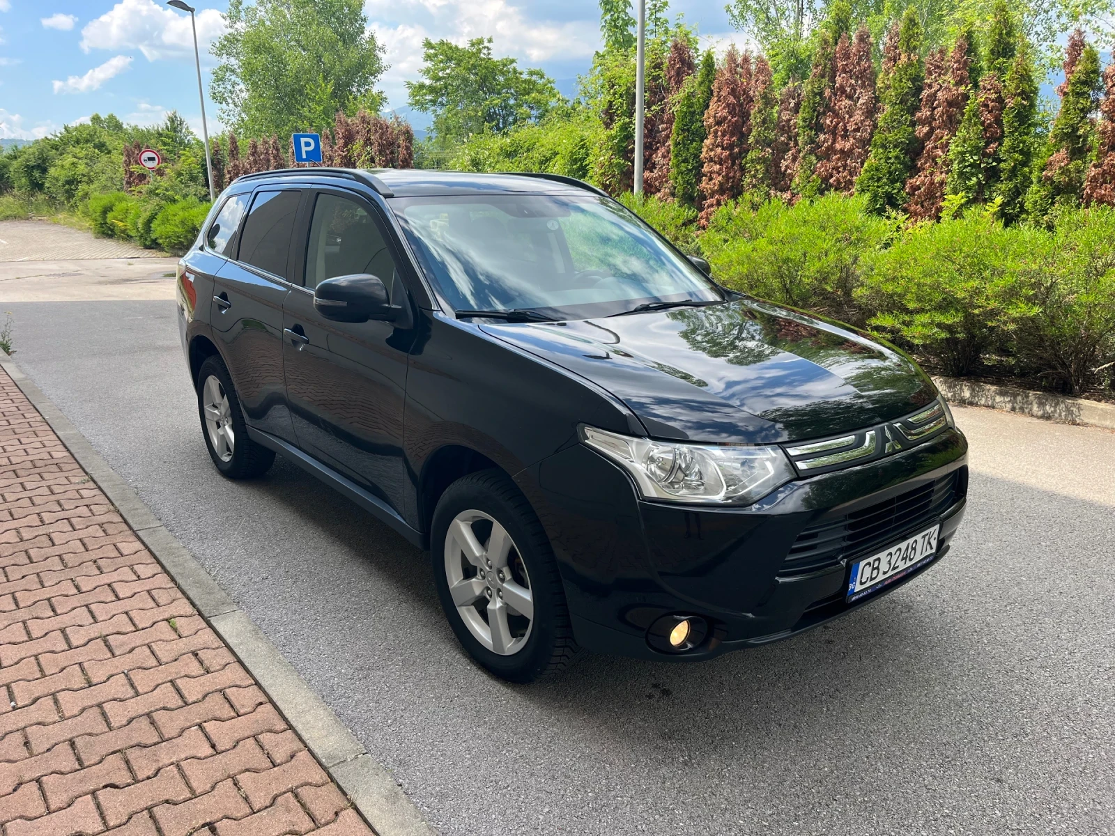 Mitsubishi Outlander Автомат , 4Х4, Бартер!