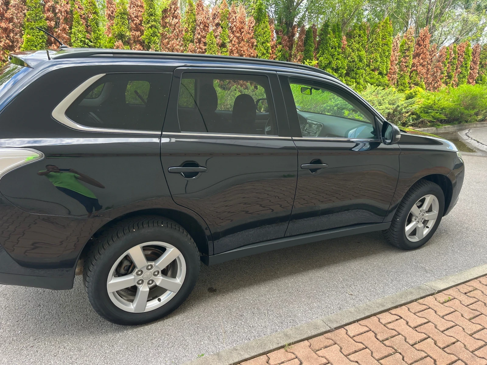 Mitsubishi Outlander Автомат , 4Х4, Бартер!, снимка 5 - Автомобили и джипове - 54965575