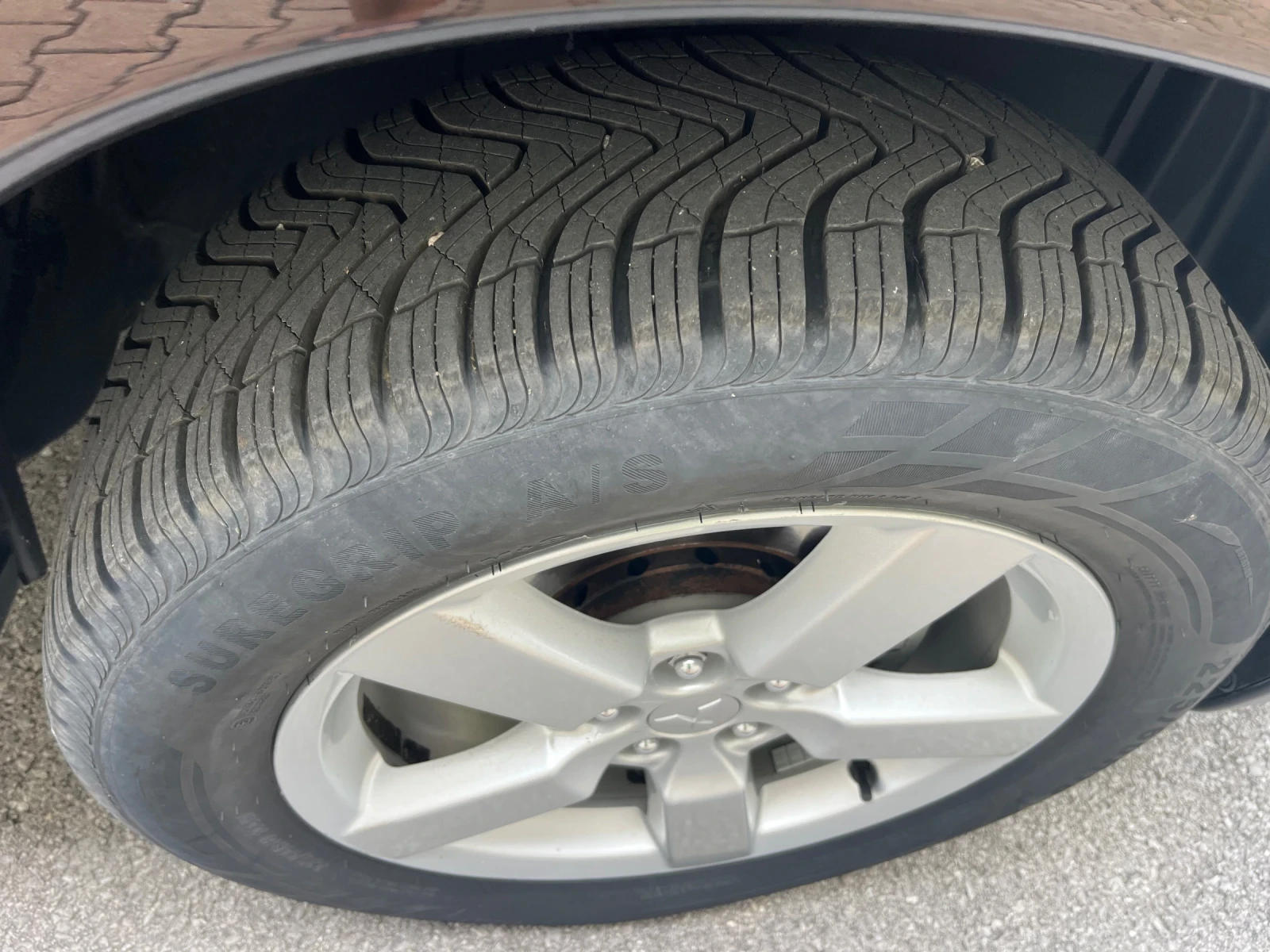Mitsubishi Outlander Автомат , 4Х4, Бартер!, снимка 10 - Автомобили и джипове - 54965575
