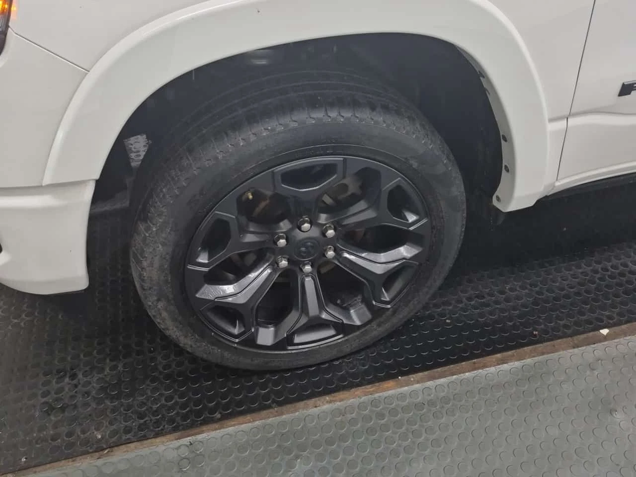 Dodge RAM 1500 LIMITED CREW /360/H&K, снимка 6 - Автомобили и джипове - 55092532