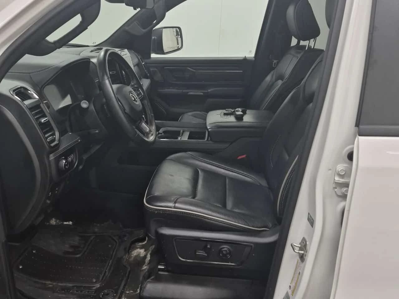 Dodge RAM 1500 LIMITED CREW /360/H&K, снимка 5 - Автомобили и джипове - 55092532