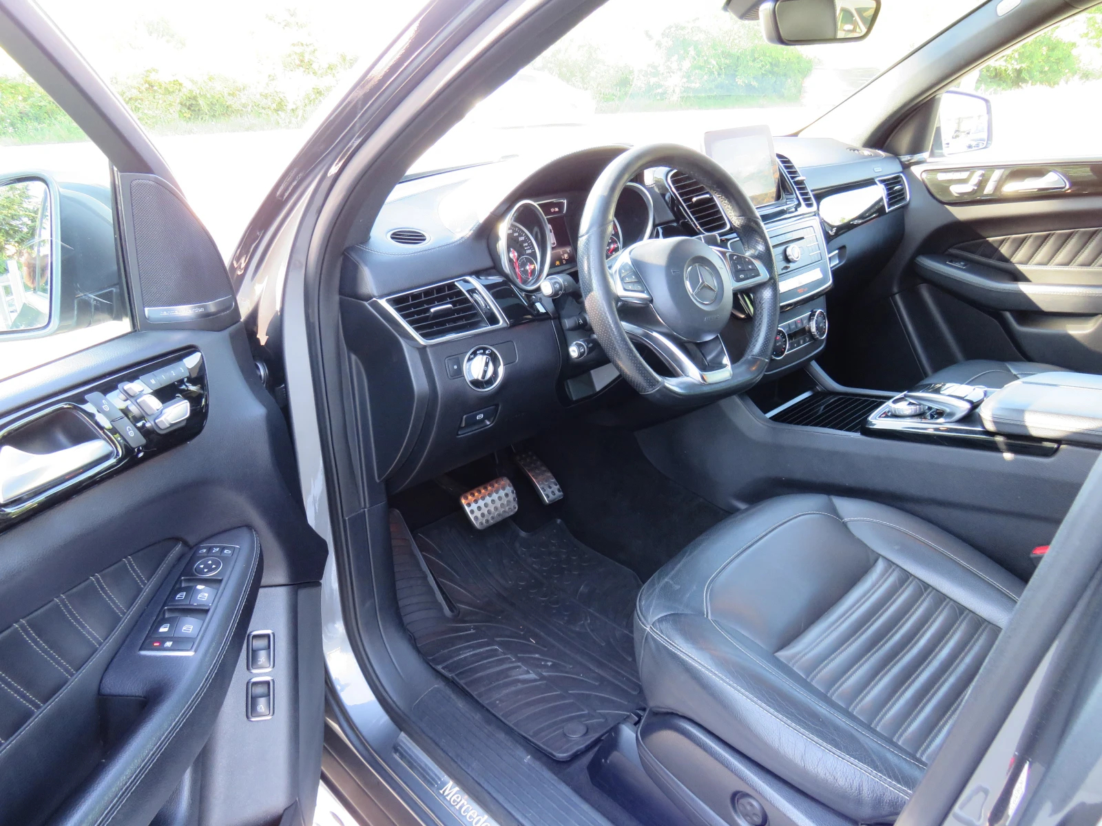 Mercedes-Benz GLE 350 CDI* AMG PACK 9G 4-MATIC* , снимка 9 - Автомобили и джипове - 55560052
