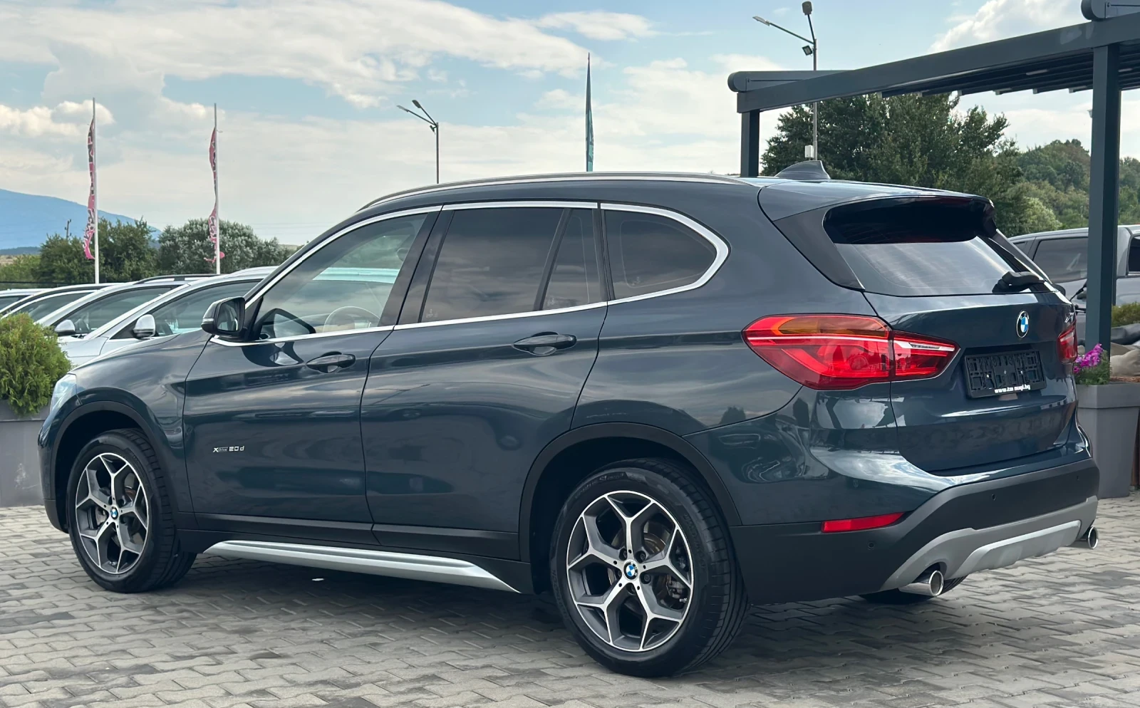 BMW X1 X DRIVE* LED* AMBIENT* KEYLESS* NAVI* TOP* , снимка 4 - Автомобили и джипове - 55597479