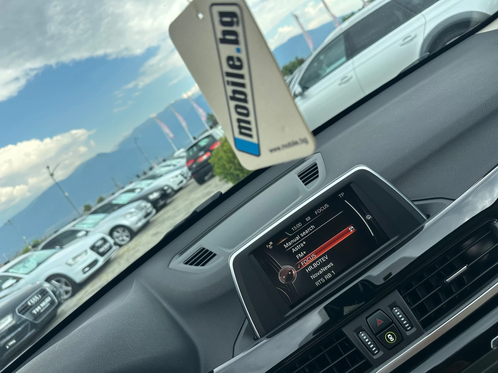 BMW X1 X DRIVE* LED* AMBIENT* KEYLESS* NAVI* TOP* , снимка 15 - Автомобили и джипове - 55597479
