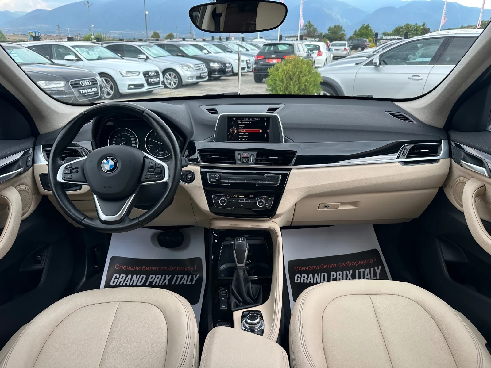 BMW X1 X DRIVE* LED* AMBIENT* KEYLESS* NAVI* TOP* , снимка 8 - Автомобили и джипове - 55597479