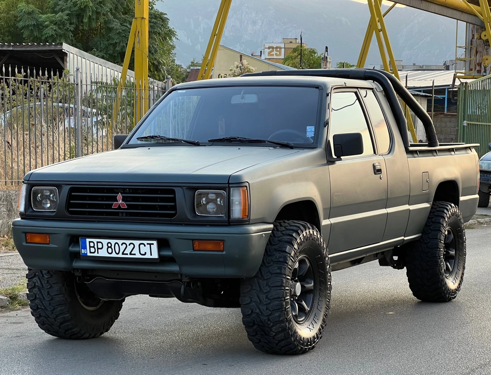 Mitsubishi L200 2.5TD * ИТАЛИЯ* БОЯ РАПТОР* 
