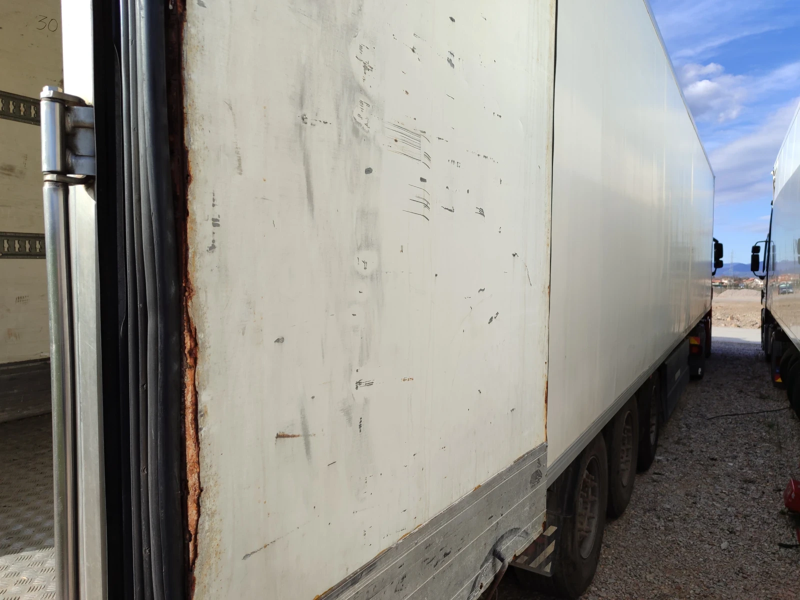 Полуремарке Schwarzmuller SP3E