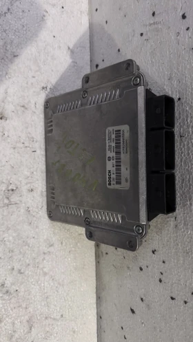 Компютър за двигател за Volvo V40 2003, снимка 2